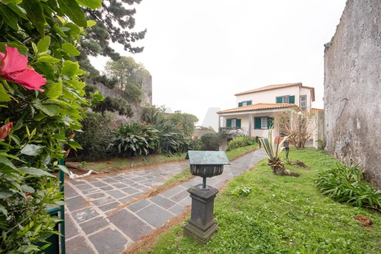 Moradia T3 para Venda em Arrifes Foto 58