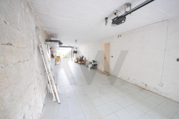 Moradia T3 para Venda em Arrifes Foto 41