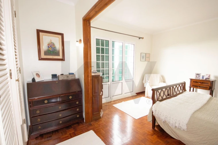 Moradia T3 para Venda em Arrifes Foto 37