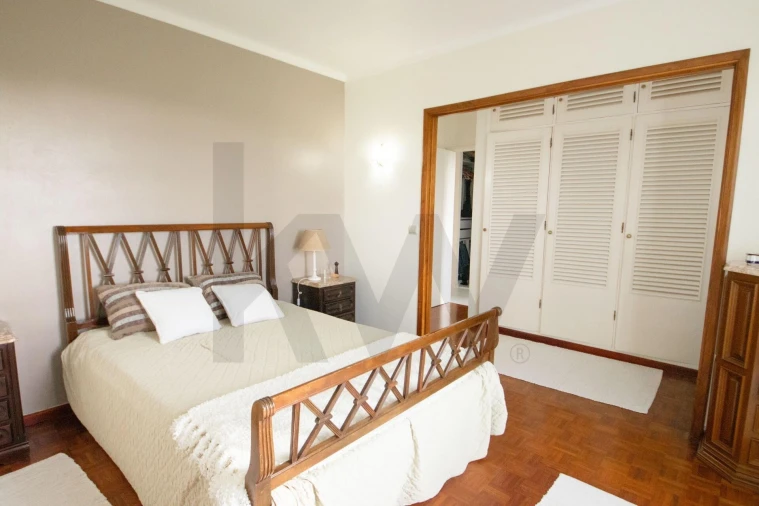 Moradia T3 para Venda em Arrifes Foto 40