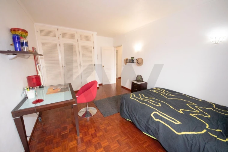 Moradia T3 para Venda em Arrifes Foto 31