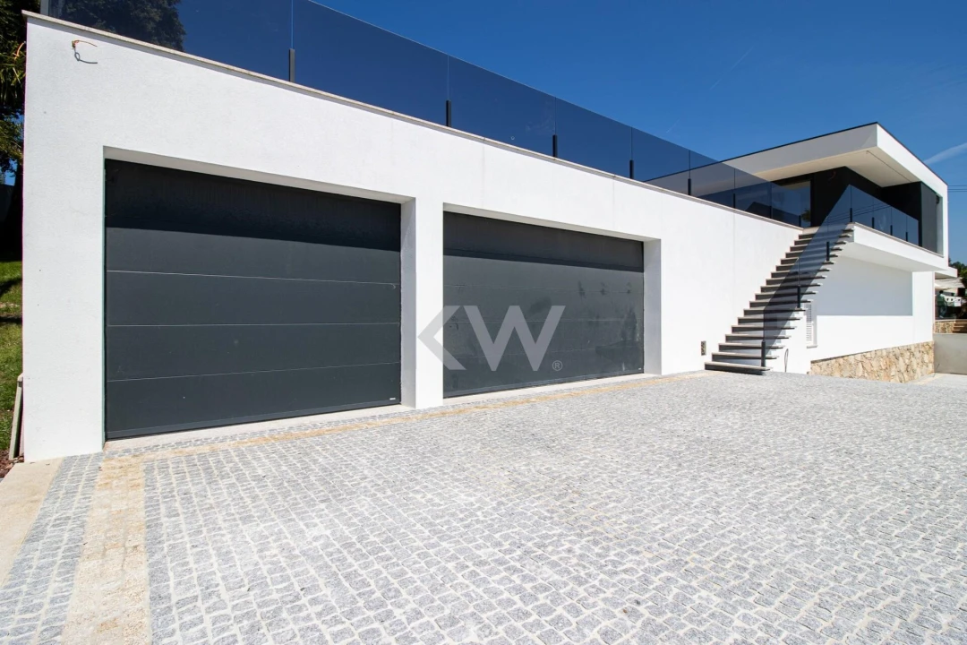 Moradia T4 para Venda em Gondifelos, Cavalões e Outiz Foto 4