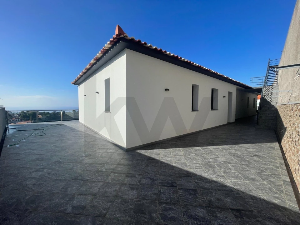 Moradia T3 para Venda em Ribeira Brava Foto 17