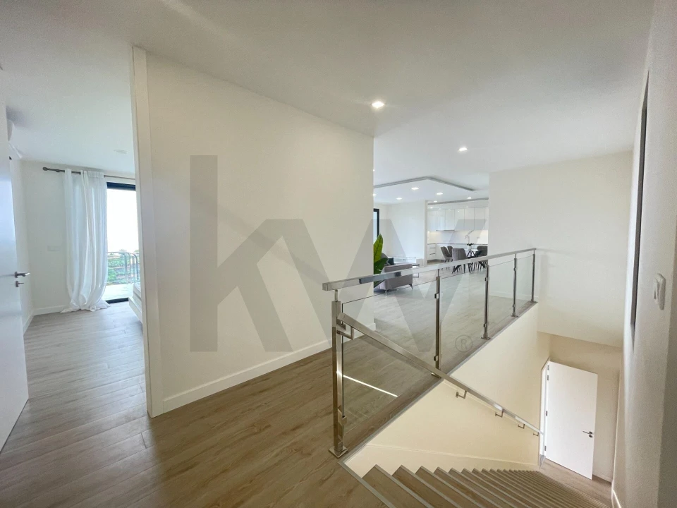 Moradia T3 para Venda em Ribeira Brava Foto 9