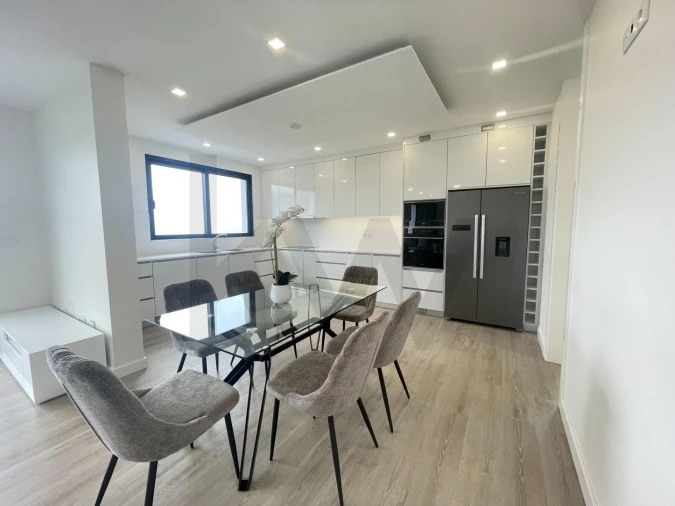 Moradia T3 para Venda em Ribeira Brava Foto 5