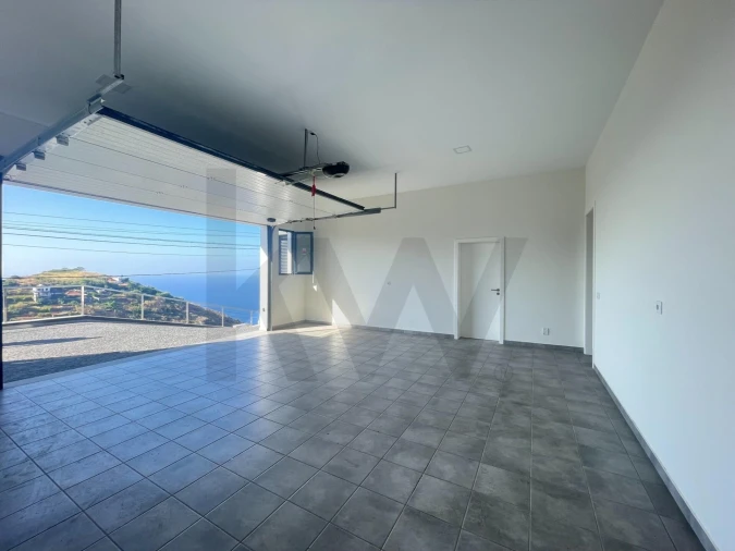 Moradia T3 para Venda em Ribeira Brava Foto 19