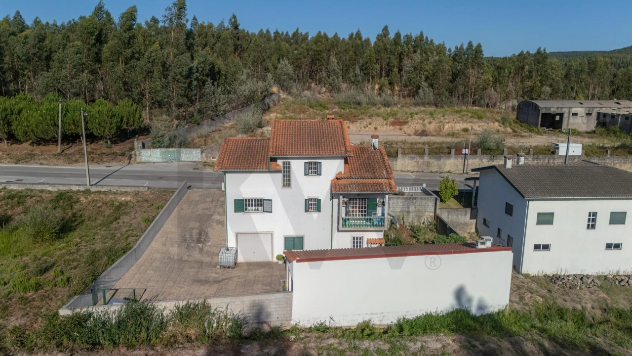 Moradia T3 para Venda em Poiares (Santo Andre) Foto 62