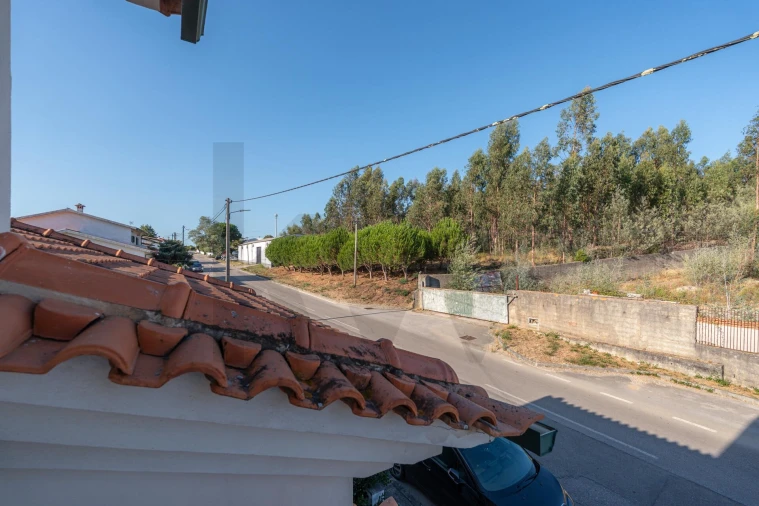 Moradia T3 para Venda em Poiares (Santo Andre) Foto 42