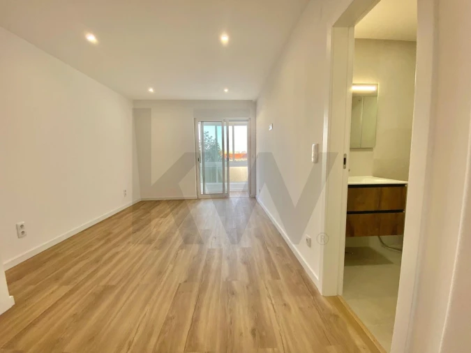 Apartamento T3 para Venda em Alfragide Foto 13