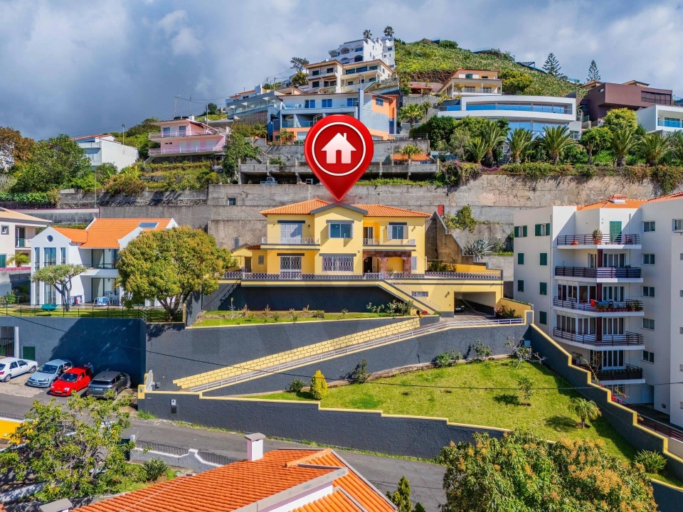 Moradia T7 para Venda em São Martinho Foto 101
