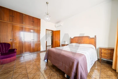 Moradia T7 para Venda em São Martinho
