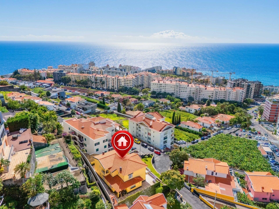 Moradia T7 para Venda em São Martinho Foto 25