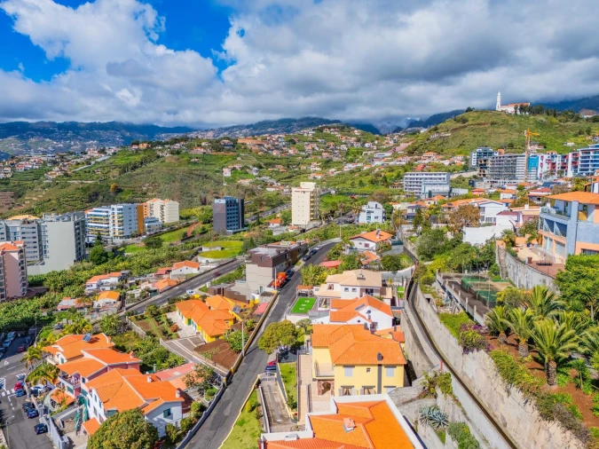Moradia T7 para Venda em São Martinho Foto 30