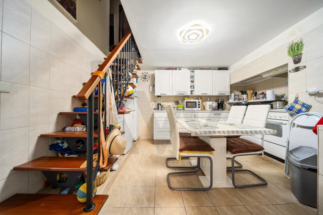 Moradia T3 para Venda em Madalena do Mar Foto 32