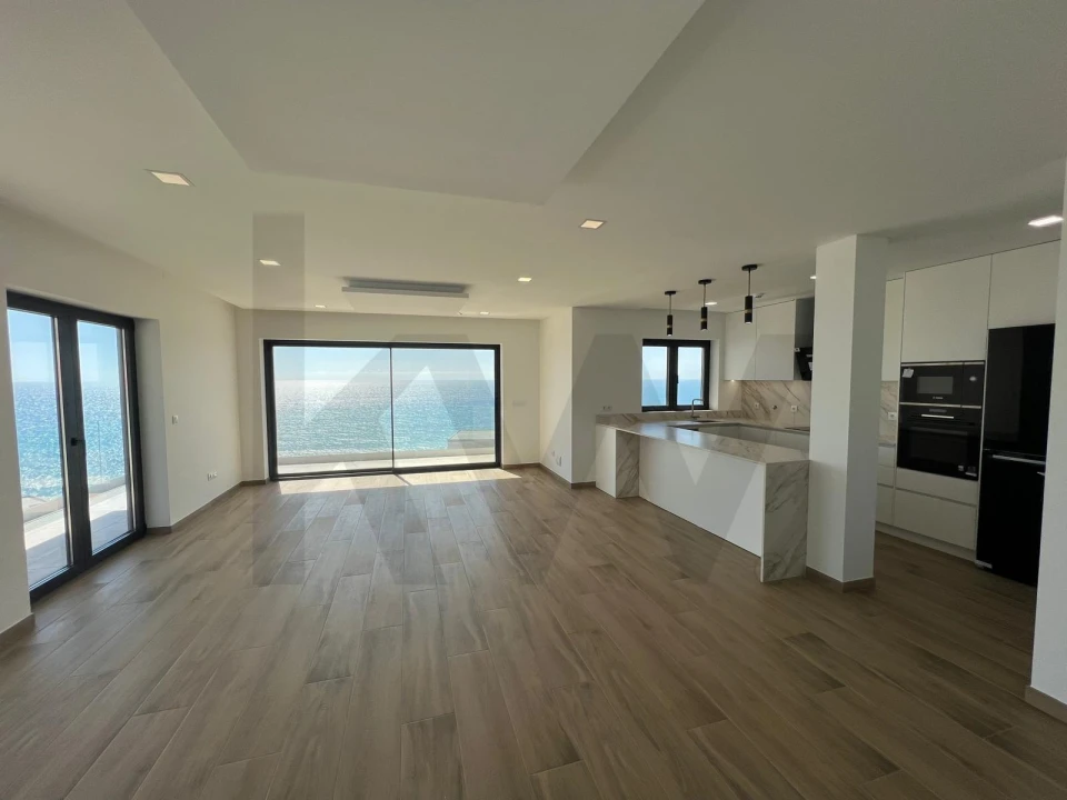 Moradia T3 para Venda em Santo Isidoro Foto 11