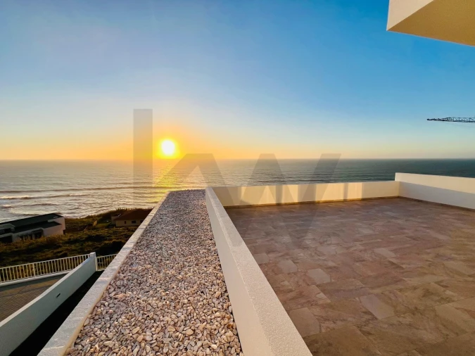 Moradia T3 para Venda em Santo Isidoro Foto 36