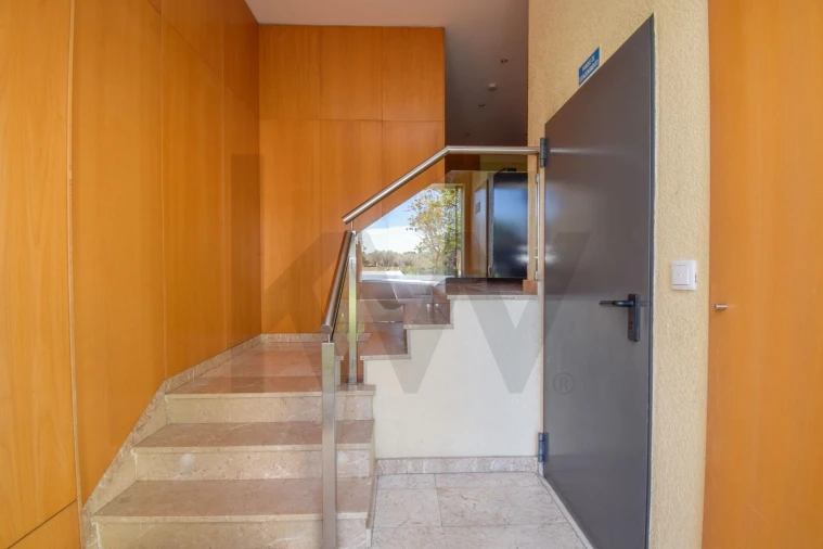 Apartamento T3 para Venda em Alcabideche Foto 29