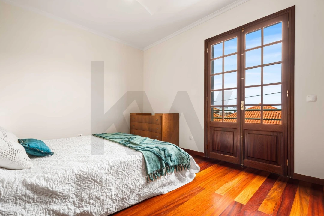 Moradia T3 para Venda em Santana Foto 18