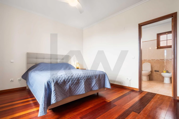 Moradia T3 para Venda em Santana Foto 16