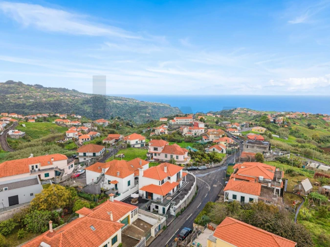 Moradia T3 para Venda em Santana Foto 38