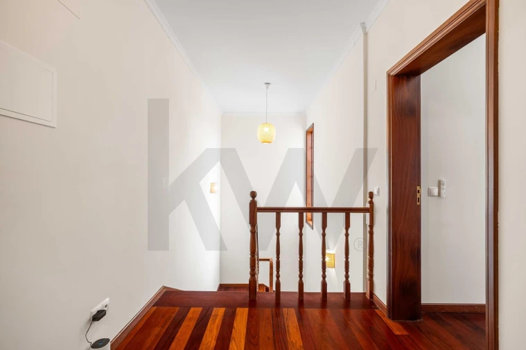 Moradia T3 para Venda em Santana Foto 48