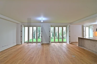 Apartamento T3 para Venda em Santo António