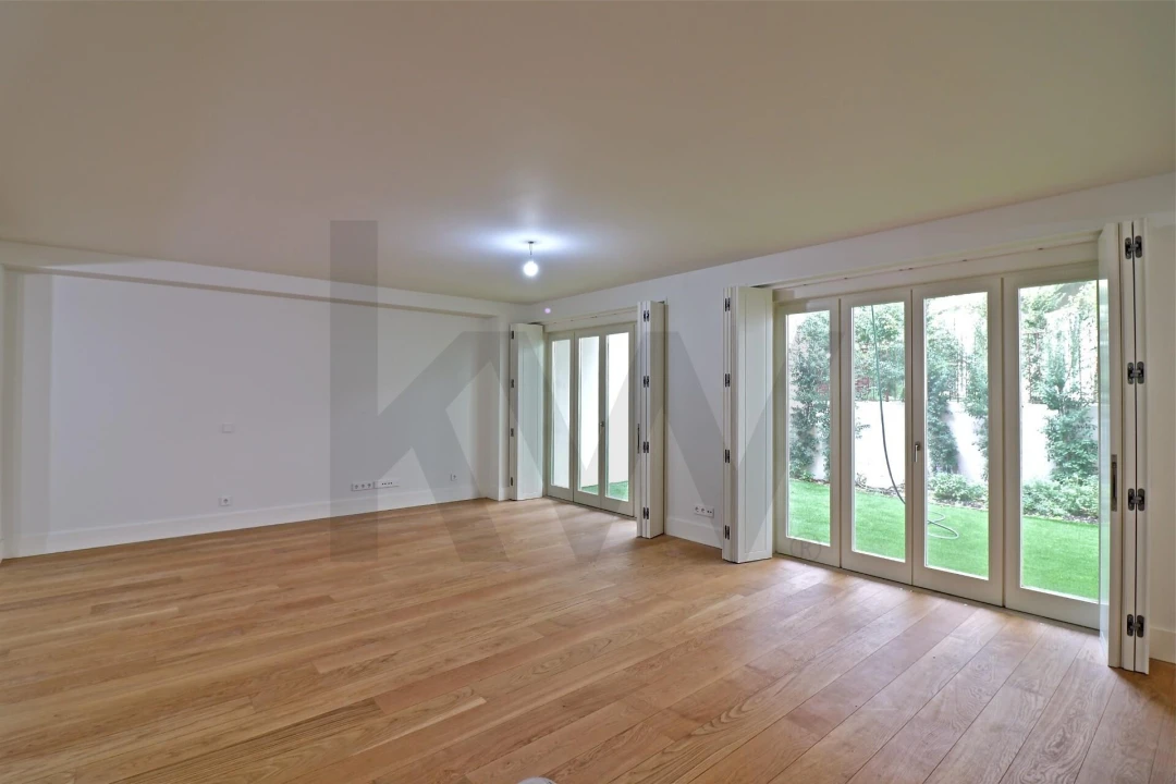 Apartamento T3 para Venda em Santo António Foto 2