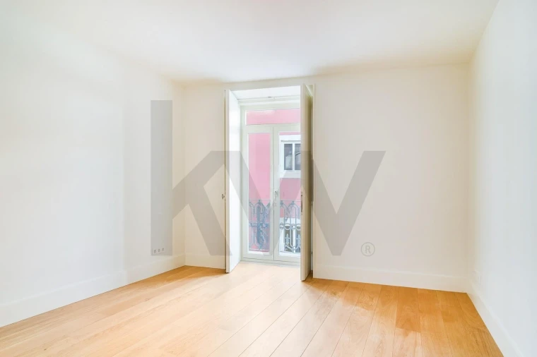 Apartamento T2 para Venda em Santo António Foto 11