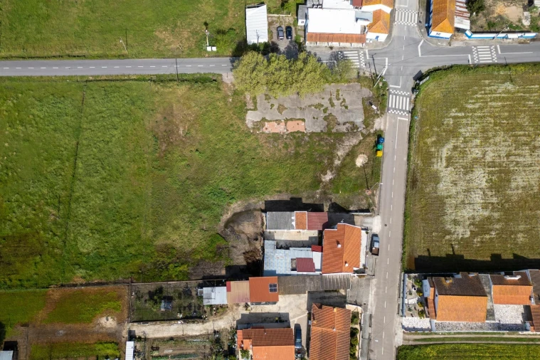 Terreno para Venda em Benfica do Ribatejo Foto 3