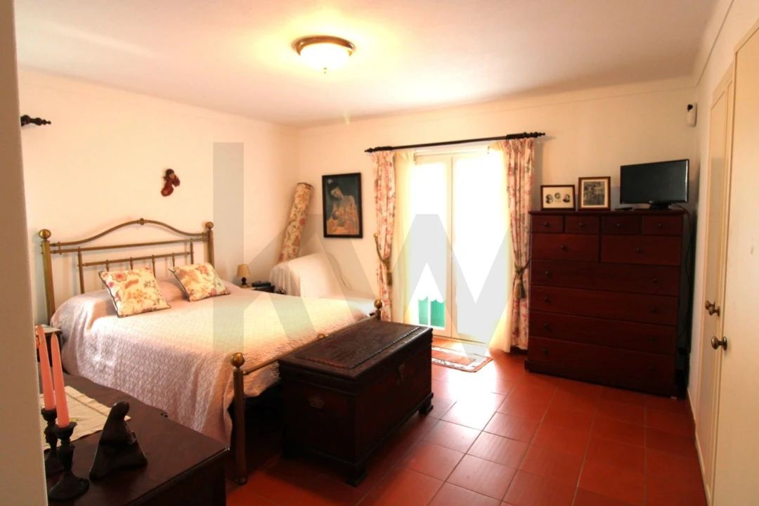 Moradia T3 para Venda em Carvoeira Foto 26