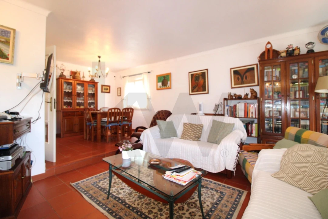 Moradia T3 para Venda em Carvoeira Foto 15