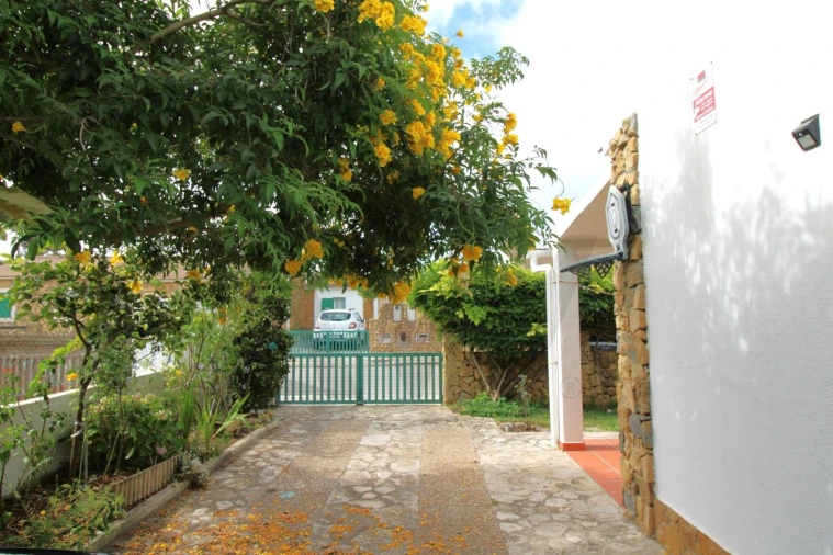 Moradia T3 para Venda em Carvoeira Foto 50