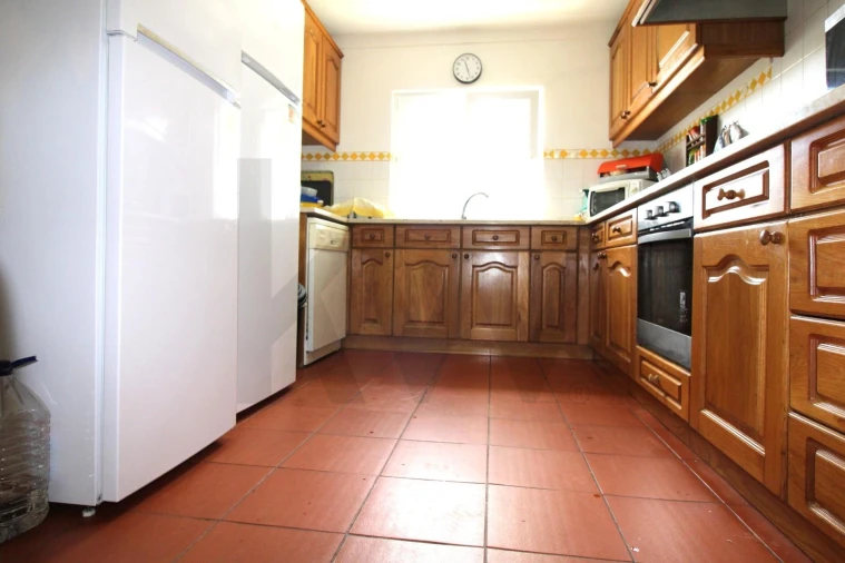 Moradia T3 para Venda em Carvoeira Foto 22