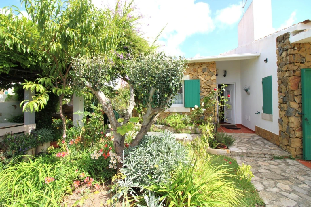 Moradia T3 para Venda em Carvoeira Foto 4