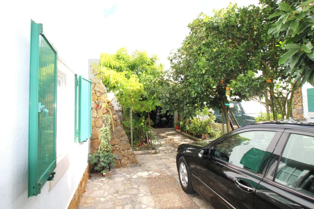 Moradia T3 para Venda em Carvoeira Foto 47