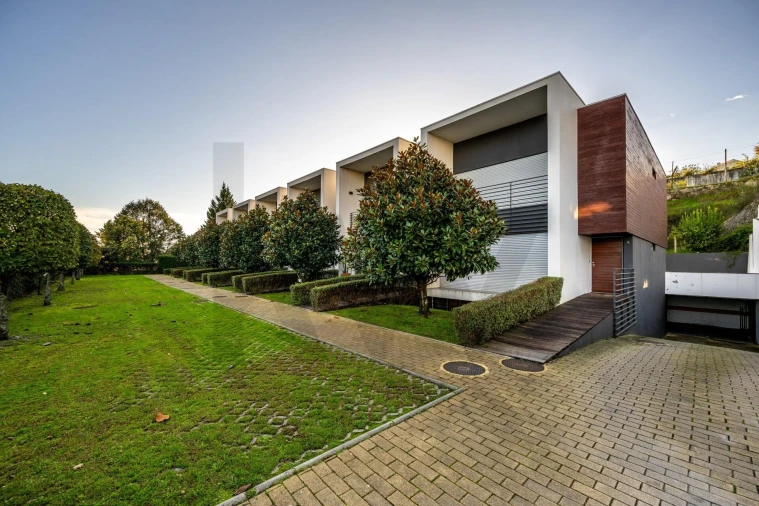 Moradia T3 para Venda em Amarante (São Gonçalo), Madalena, Cepelos e Gatão Foto 32