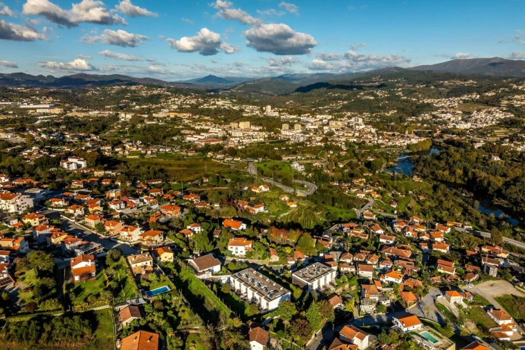 Moradia T3 para Venda em Amarante (São Gonçalo), Madalena, Cepelos e Gatão Foto 36