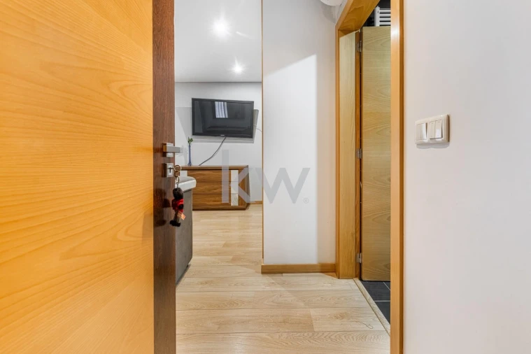 Moradia T3 para Venda em Caires Foto 14