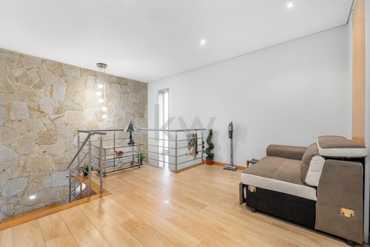 Moradia T3 para Venda em Caires Foto 20