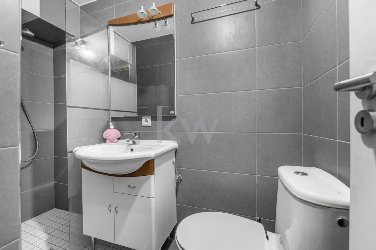 Moradia T3 para Venda em Caires Foto 29