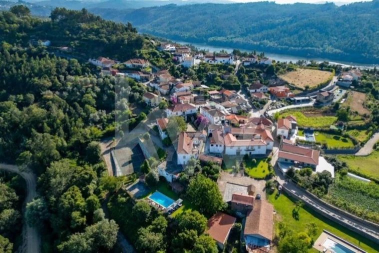 Quinta T9 para Venda em Lomba Foto 52