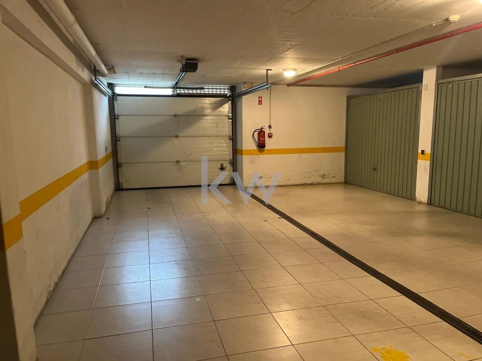 Garagem para Venda em Setubal (São Sebastião) Foto 6