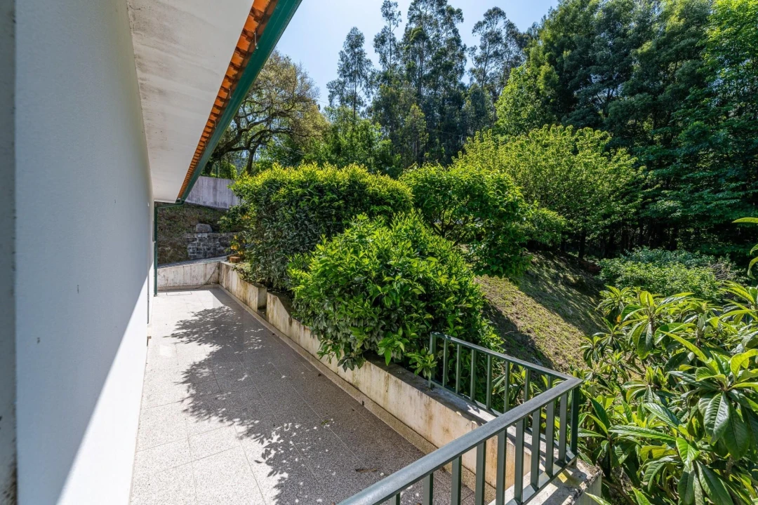 Moradia T3 para Venda em Arcozelo Foto 29