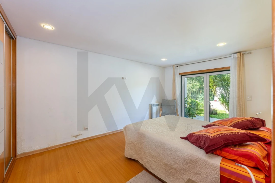 Moradia T3 para Venda em Arcozelo Foto 22