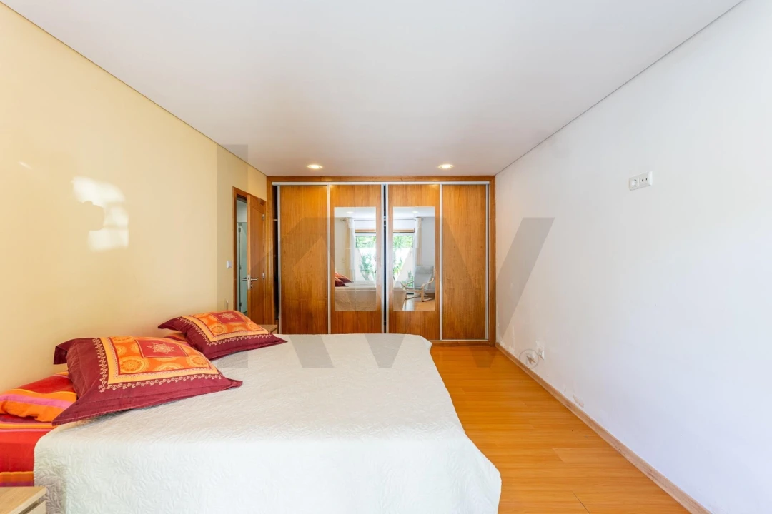 Moradia T3 para Venda em Arcozelo Foto 23