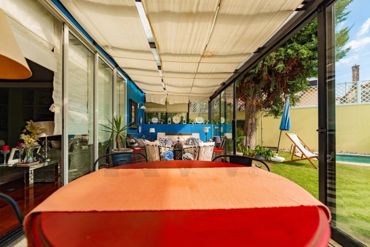 Moradia T4 para Venda em Funchal (Santa Maria Maior) Foto 5