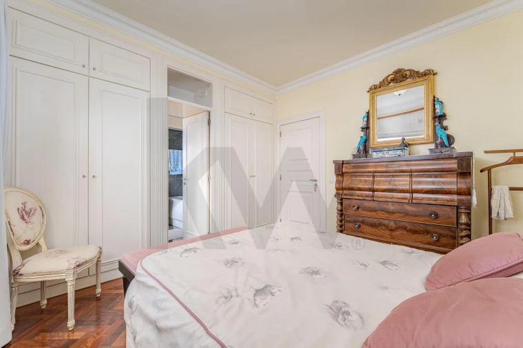 Moradia T4 para Venda em Funchal (Santa Maria Maior) Foto 26