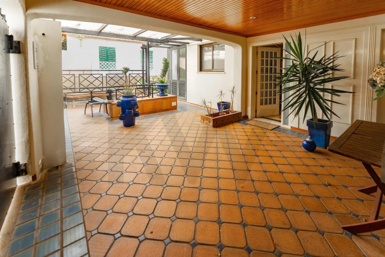 Moradia T4 para Venda em Funchal (Santa Maria Maior) Foto 51