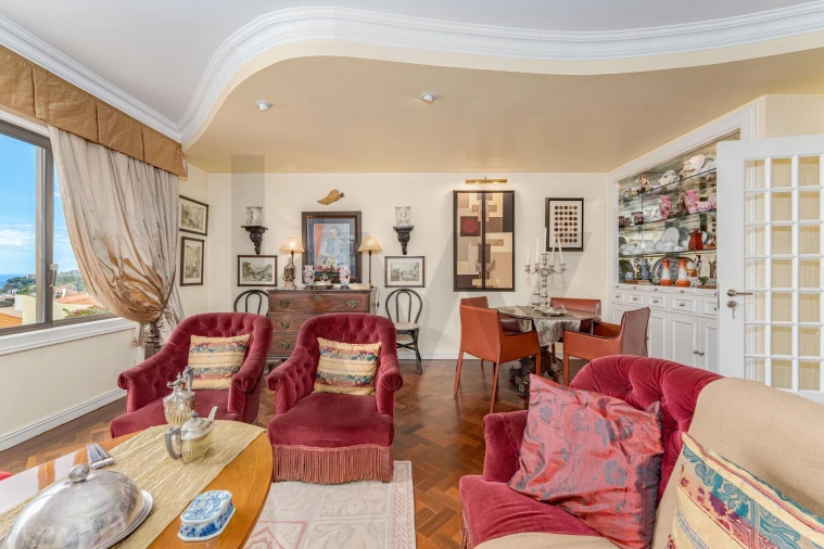 Moradia T4 para Venda em Funchal (Santa Maria Maior) Foto 23