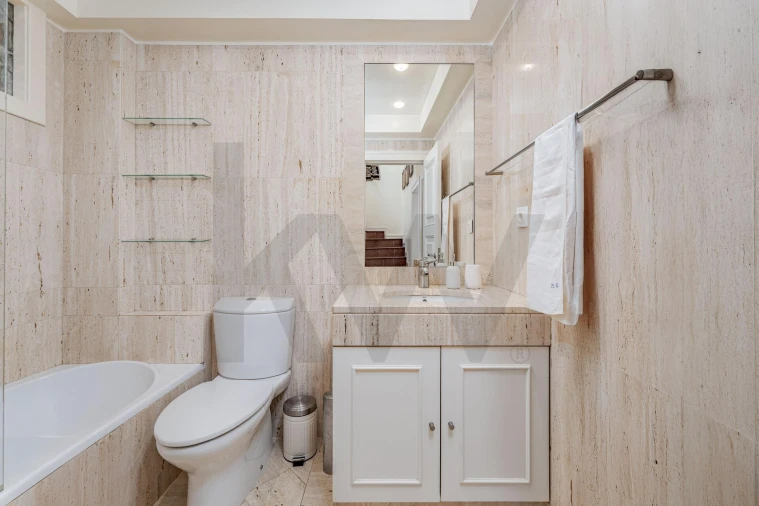 Moradia T4 para Venda em Funchal (Santa Maria Maior) Foto 34